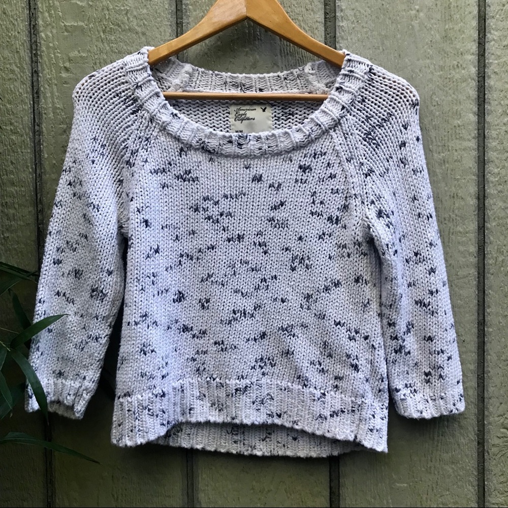 American Eagle white & navy rib knit sweater